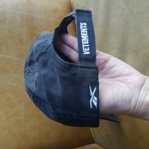 Vetements X Reebok Friday Destroyed Distressed Baseball Hat Cap - Picture 3 of 7